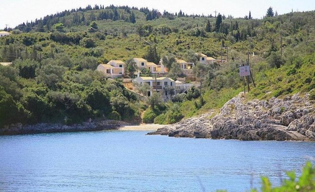 The Kantada Villas Petros, Eleni, Stelios & Dioni Gaios Exteriör bild
